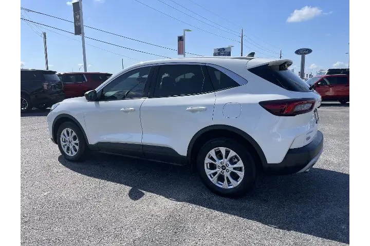 $20772 : Ford Escape 2023 Active 4dr image 4