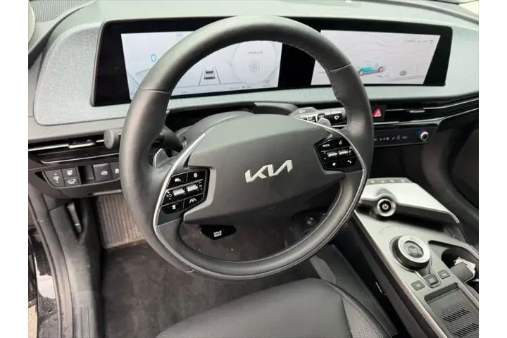 $28766 : Kia EV6 2024 AWD Wind 4dr Cr image 8