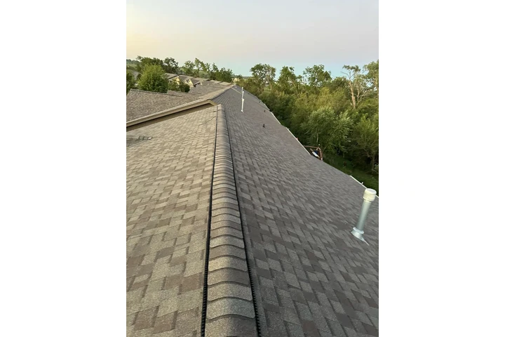 HP ROOFING LLC image 2