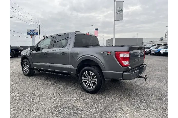 $30488 : Ford F-150 2023 4x4 XL 4dr S image 3