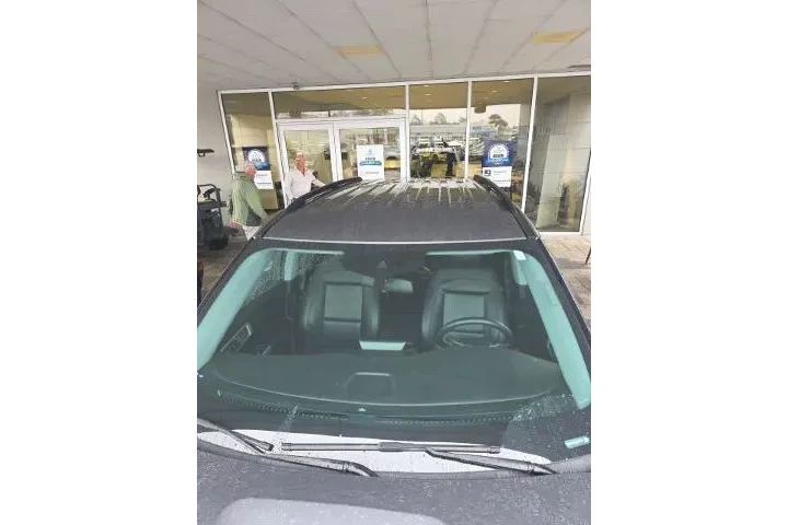 $28390 : Ford Explorer 2022 AWD XLT 4 image 9