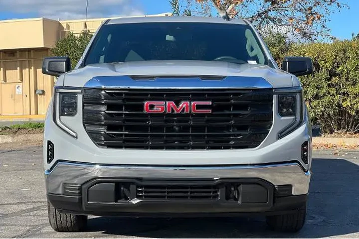 $37532 : GMC Sierra 1500 2024 4x4 Pro image 10