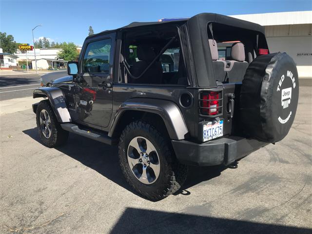 $27995 : 2017 Wrangler Sahara 4x4 image 4