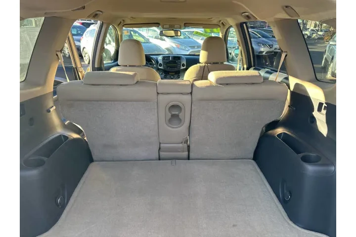 2009 RAV4 Limited image 4