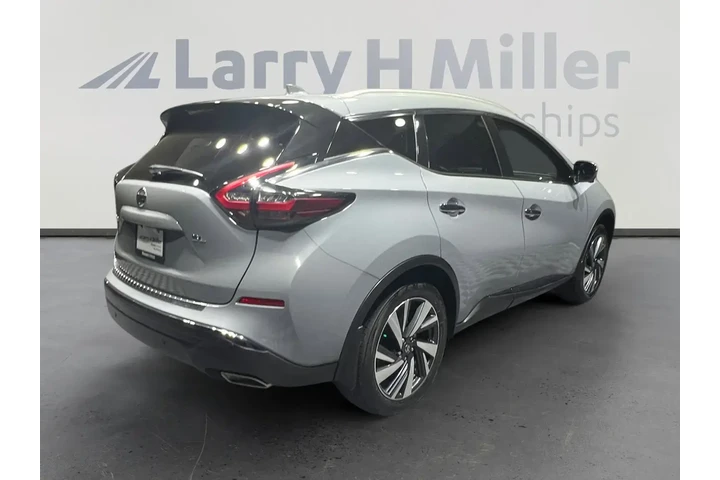 Nissan Murano 2022 SL 4dr SU image 5