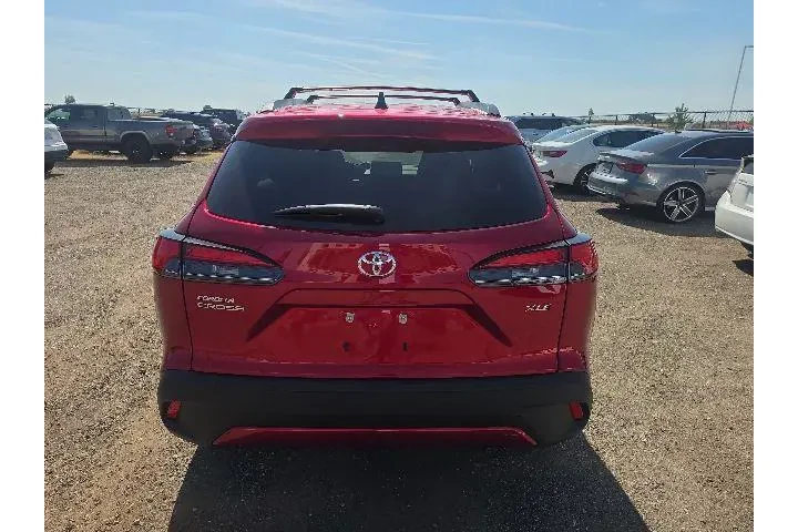 $35900 : Toyota Corolla Cross 2026 XL image 5