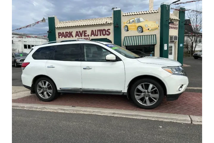 $10895 : 2014 Pathfinder Platinum image 3