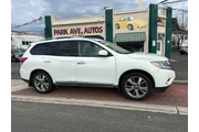$10895 : 2014 Pathfinder Platinum thumbnail
