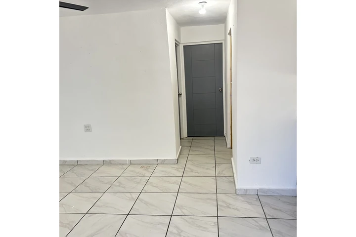 $900 : Se Renta apartamento image 5