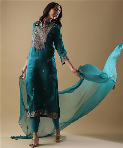 $55 : Eid Outfits for Women image 2