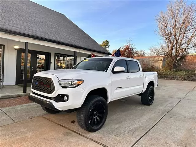 $28995 : 2017 Tacoma image 1