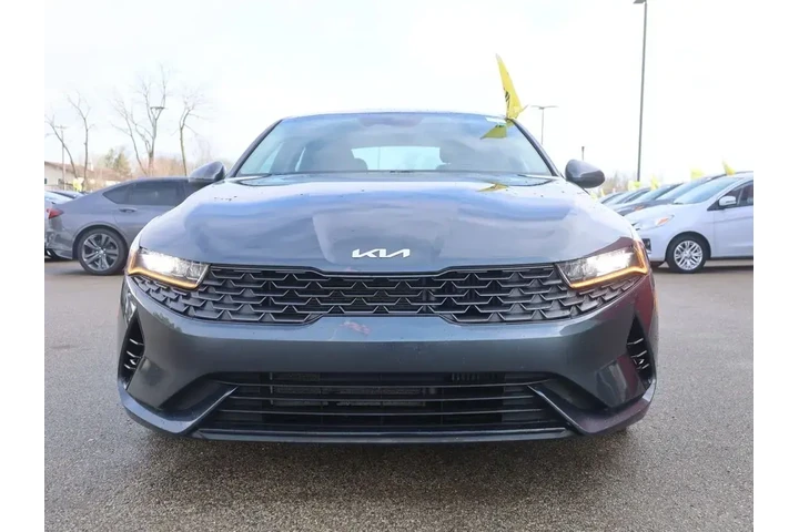 $15877 : Kia K5 2022 LXS 4dr Sedan image 3