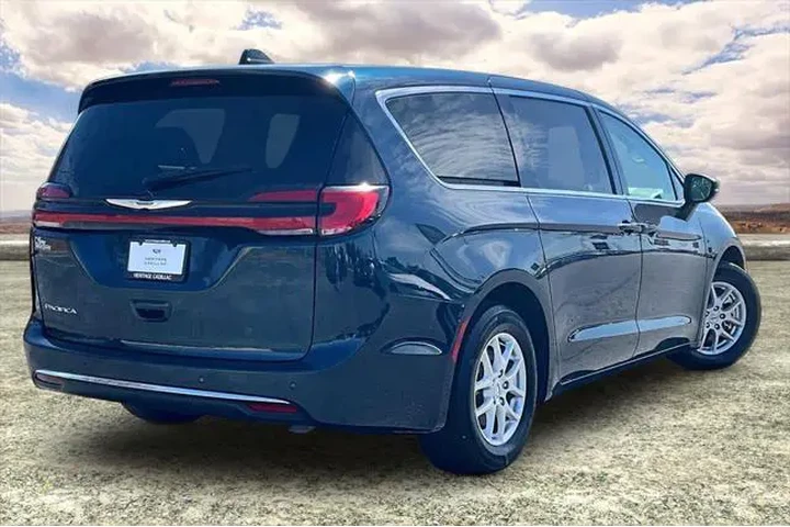 $23991 : Chrysler Pacifica 2023 Touri image 5