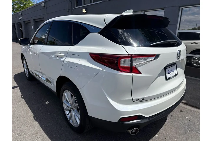 $19995 : 2019 RDX Standard image 5