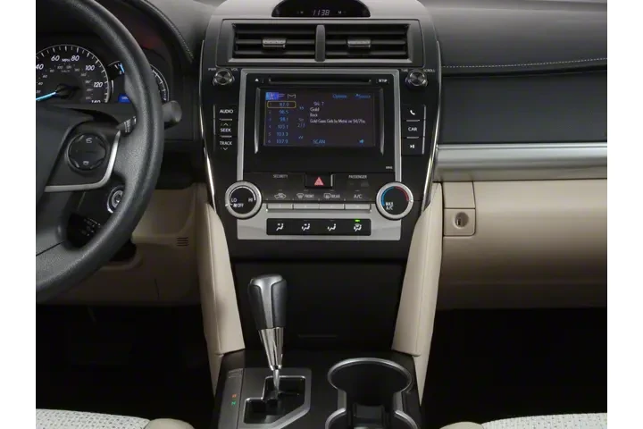 2012 Camry L image 10