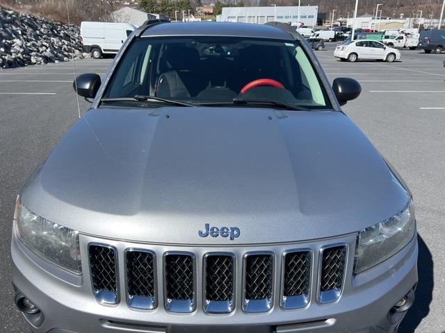 $9998 : PRE-OWNED 2016 JEEP COMPASS S image 8
