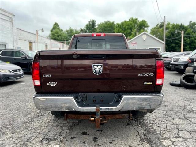 $12900 : 2015 RAM 1500 4WD Crew Cab 14 image 7