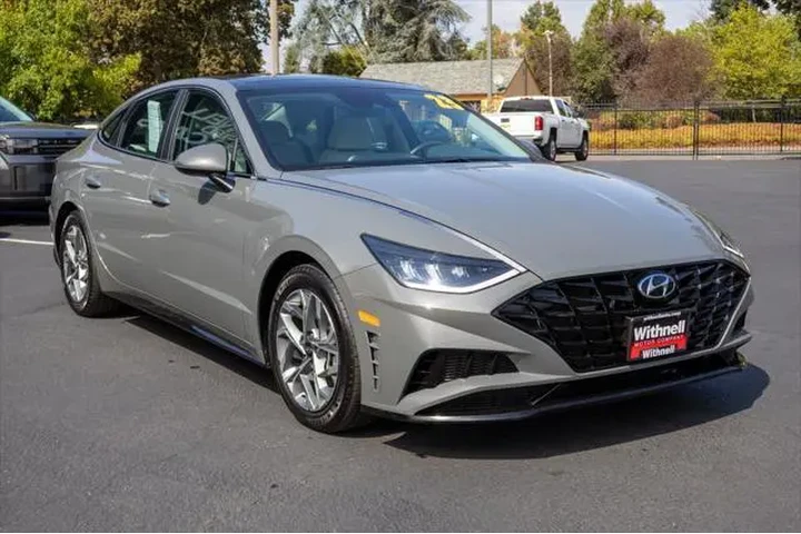 $24995 : Hyundai SONATA 2023 SEL 4dr image 5