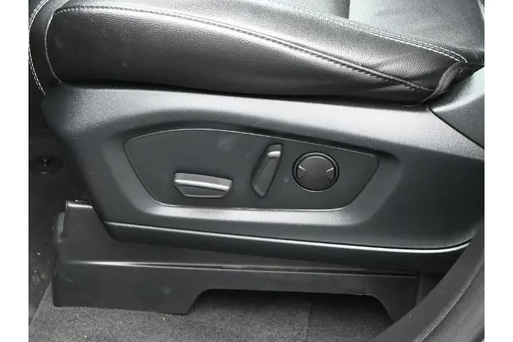 $39400 : Ford Explorer 2023 AWD ST 4d image 10