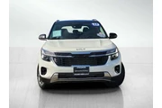 $22079 : Kia Seltos 2024 S 4dr SUV thumbnail