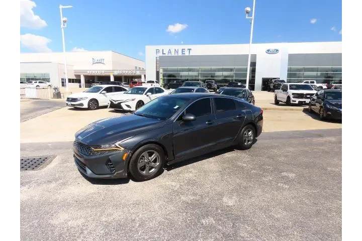 $18999 : Kia K5 2022 LXS 4dr Sedan image 2