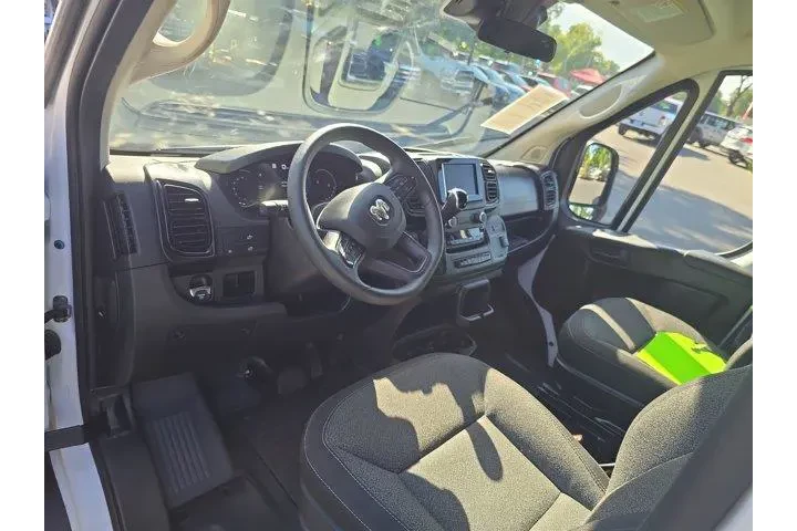 $39995 : Ram ProMaster 2025 Tradesman image 8