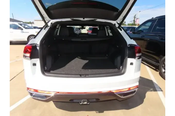 $27933 : Volkswagen Atlas Cross Sport image 10