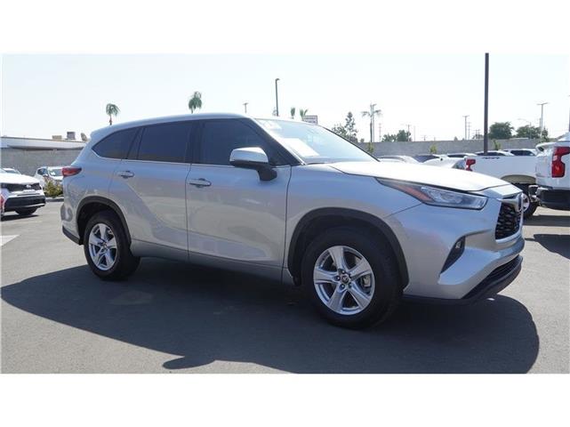 $25984 : 2020 Highlander LE Sport Util image 4