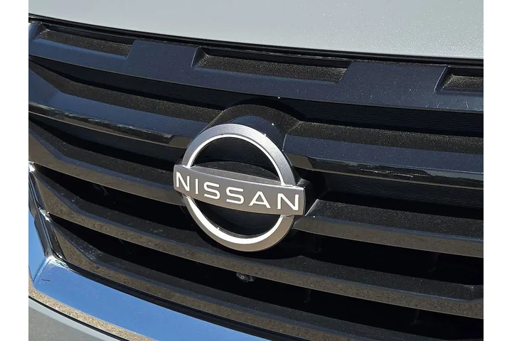 $39395 : Nissan Pathfinder 2024 Plati image 7