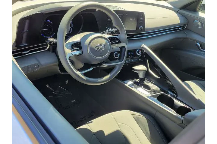 $20400 : Hyundai ELANTRA Hybrid 2023 image 3