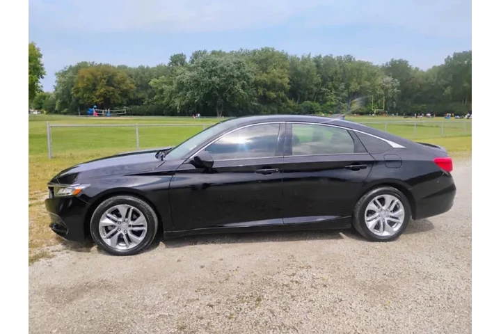 $1 : 2020 Accord LX image 9