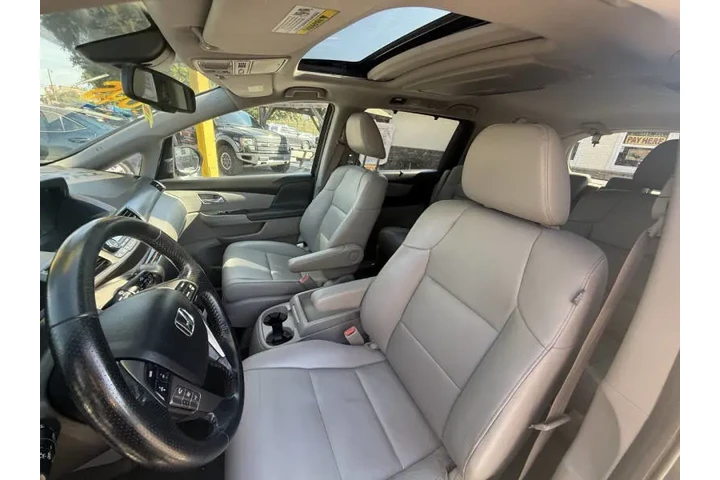 2015 Odyssey Touring Elite image 7