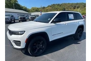 $31988 : Jeep Grand Cherokee 2023 4x4 thumbnail