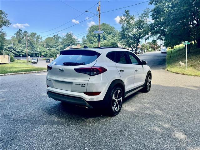 $10995 : 2017 HYUNDAI TUCSON2017 HYUND image 10