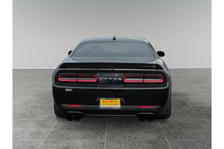 Dodge Challenger 2021 image 4