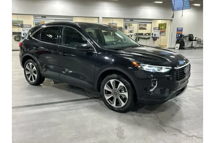 $24000 : Ford Escape 2023 AWD Platinu image 10