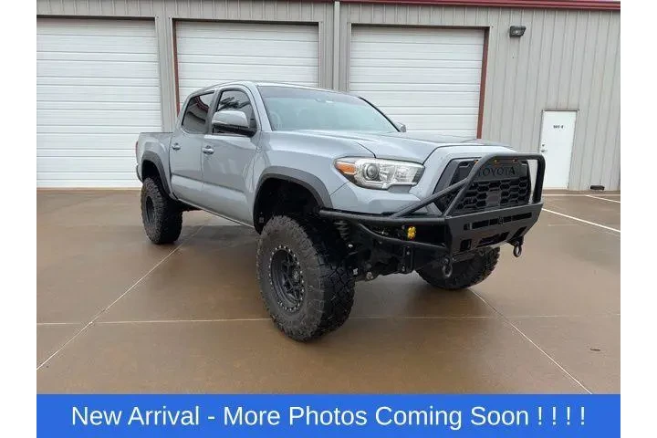 $24991 : Toyota Tacoma 2018 4x4 TRD P image 7