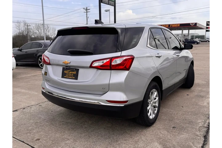 2018 Equinox LT 2WD image 9