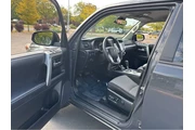 $42979 : Gold Certified2024 4Runner SR5 thumbnail