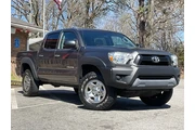 $18985 : Toyota Tacoma 2015 4x2 PreRu thumbnail