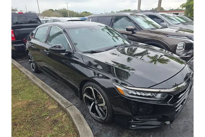 $17990 : Honda Accord 2019 Sport 4dr image 2