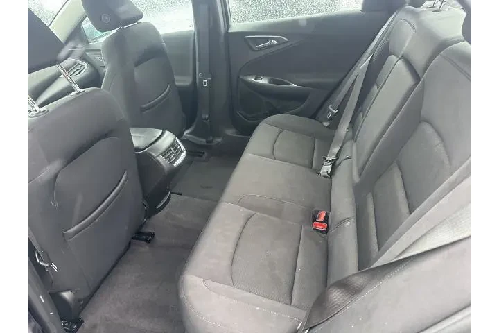 $15081 : Chevrolet Malibu 2022 LT 4dr image 9