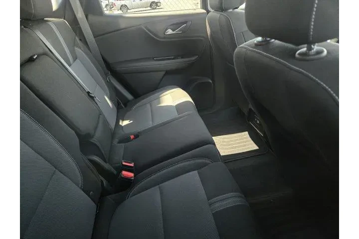 $26991 : Chevrolet Blazer 2023 LT 4dr image 4