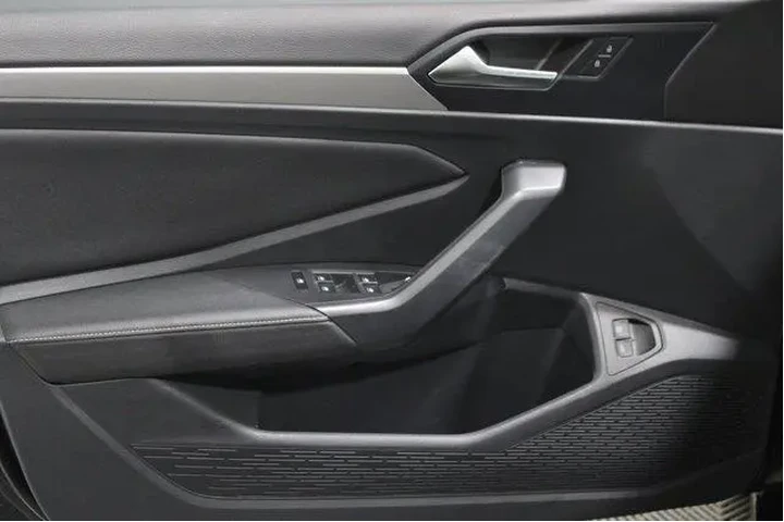 $19988 : Volkswagen Jetta 2024 S 4dr image 3