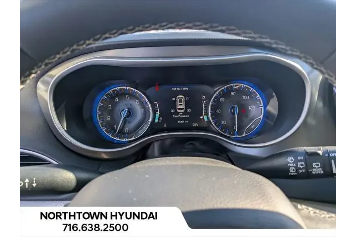 $28554 : Chrysler Pacifica 2024 Touri image 8