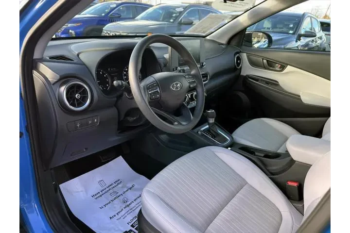 $21950 : Hyundai KONA 2023 AWD SEL 4d image 10
