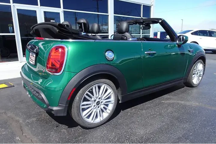 $18990 : 2024 MINI Cooper S Convertible image 8
