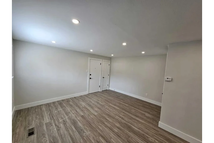 $1200 : Apartamento en renta Listo!! image 4