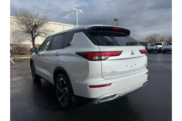 $39999 : Mitsubishi Outlander PHEV 20 image 5