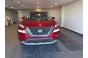 $21984 : Nissan Rogue 2023 SV 4dr Cro thumbnail
